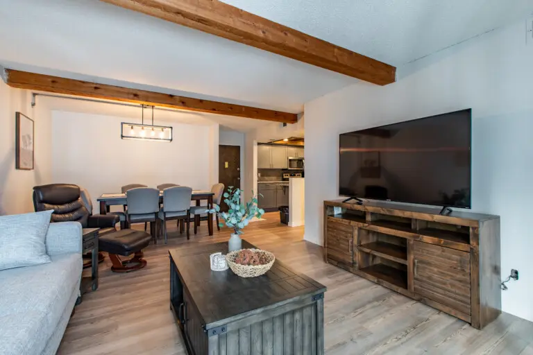 704 E Center St Unit 204 4